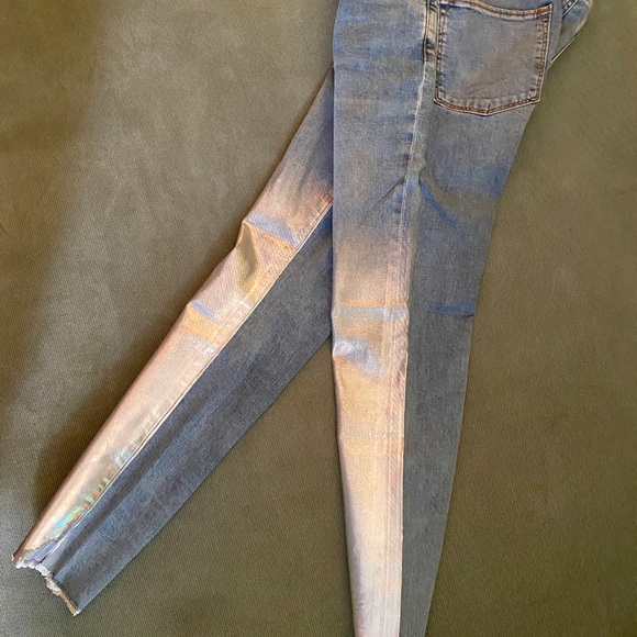 COPY - Zara Iridescent Holographic Trafaluc Denimwear - Picture 4 of 8